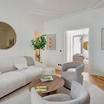3-Bedroom Luxurious And Elegant Family Flat - Vendome - With Ac
