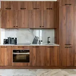 3-Bedroom Luxurious And Elegant Family Flat - Vendome - With Ac